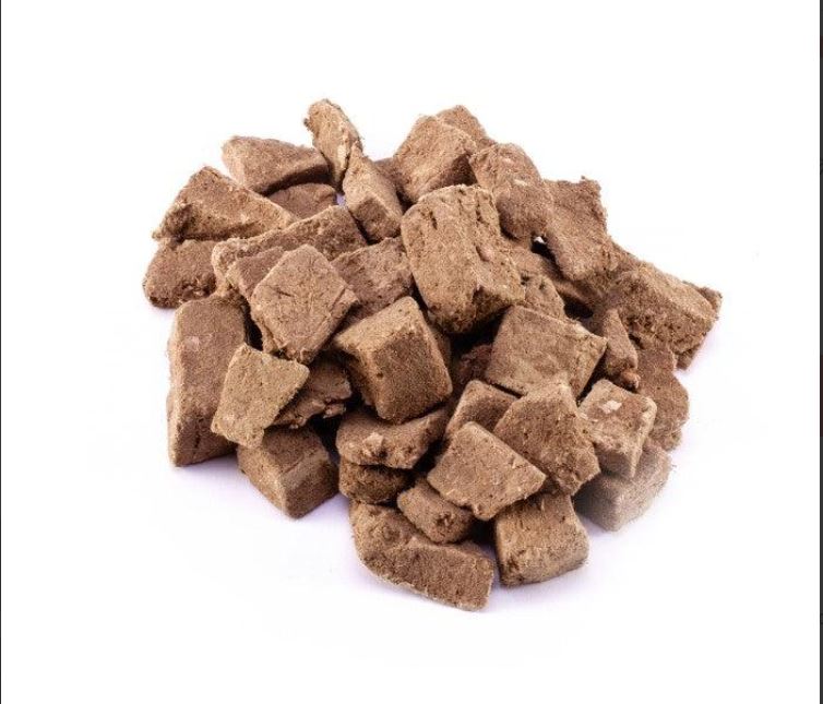 Raw Cut Freeze-Dried Venison Treats for Dogs 50g