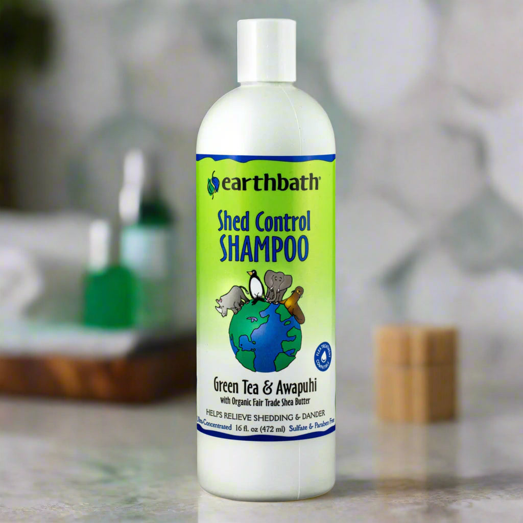 earthbath® Shed Control Shampoo for Dogs & Cats, Green Tea & Awapuhi